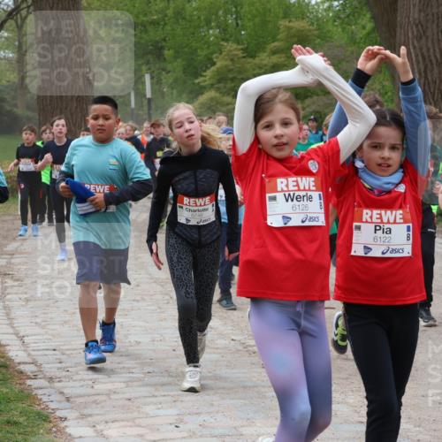 25.04.2026 - Das Zehntel Zöllner http://msf.ph/oto/9595216 25.04.2026 10:41:32 Laufen 6746, 6126, 6122, 5571 meine-sportfotos.de