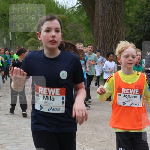 25.04.2026 - Das Zehntel Zöllner http://msf.ph/oto/9595230 25.04.2026 10:41:36 Laufen 5564, 7406, 8042 meine-sportfotos.de