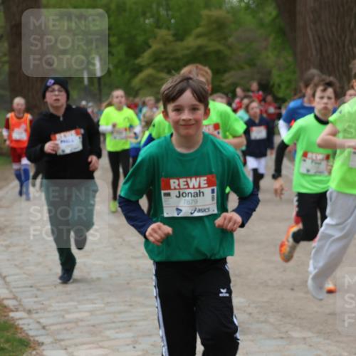 25.04.2026 - Das Zehntel Zöllner http://msf.ph/oto/9595286 25.04.2026 10:41:47 Laufen 7879 meine-sportfotos.de