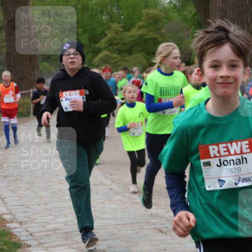 25.04.2026 - Das Zehntel Zöllner http://msf.ph/oto/9595288 25.04.2026 10:41:47 Laufen 7879 meine-sportfotos.de