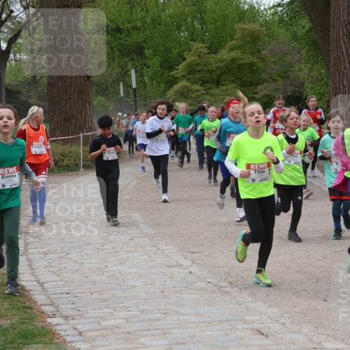 25.04.2026 - Das Zehntel Zöllner http://msf.ph/oto/9595294 25.04.2026 10:41:49 Laufen 7888, 6079 meine-sportfotos.de