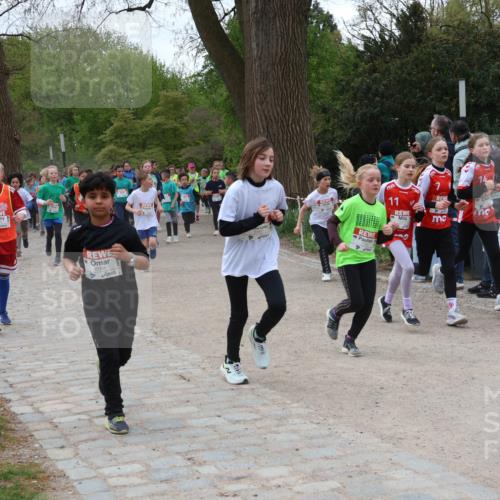 25.04.2026 - Das Zehntel Zöllner http://msf.ph/oto/9595304 25.04.2026 10:41:52 Laufen 6998, 7, 11 meine-sportfotos.de