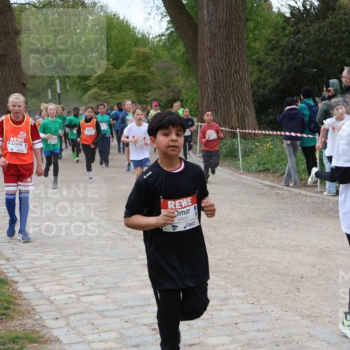 25.04.2026 - Das Zehntel Zöllner http://msf.ph/oto/9595309 25.04.2026 10:41:53 Laufen 6998, 5167 meine-sportfotos.de