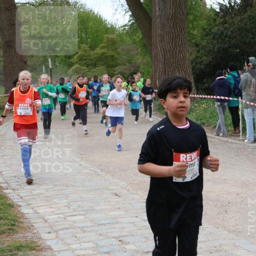 25.04.2026 - Das Zehntel Zöllner http://msf.ph/oto/9595311 25.04.2026 10:41:53 Laufen 6998 meine-sportfotos.de