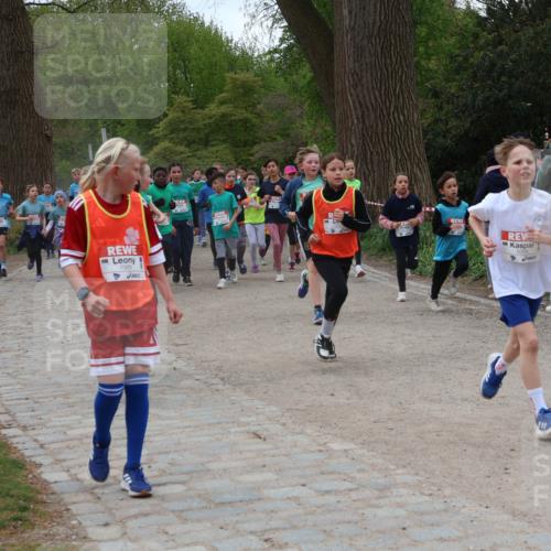 25.04.2026 - Das Zehntel Zöllner http://msf.ph/oto/9595315 25.04.2026 10:41:54 Laufen 7389 meine-sportfotos.de