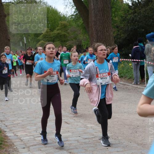 25.04.2026 - Das Zehntel Zöllner http://msf.ph/oto/9595343 25.04.2026 10:42:01 Laufen 6924, 7618, 6920 meine-sportfotos.de