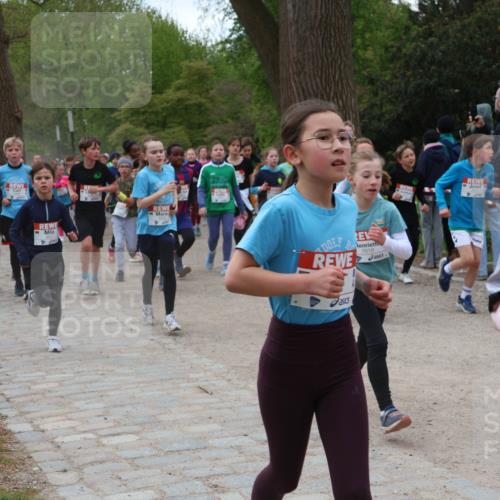 25.04.2026 - Das Zehntel Zöllner http://msf.ph/oto/9595344 25.04.2026 10:42:02 Laufen 7618, 1, 6920 meine-sportfotos.de