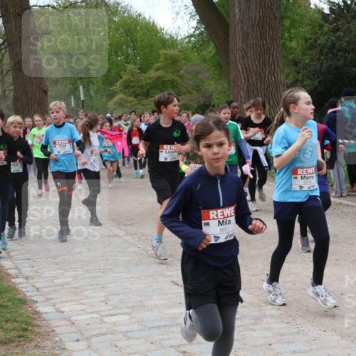 25.04.2026 - Das Zehntel Zöllner http://msf.ph/oto/9595348 25.04.2026 10:42:03 Laufen 6651 meine-sportfotos.de