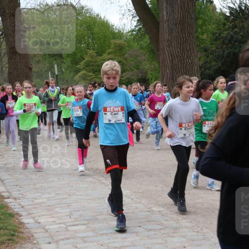 25.04.2026 - Das Zehntel Zöllner http://msf.ph/oto/9595358 25.04.2026 10:42:05 Laufen 6886 meine-sportfotos.de