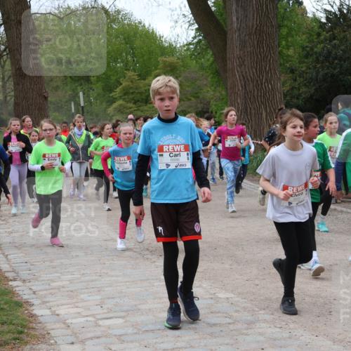 25.04.2026 - Das Zehntel Zöllner http://msf.ph/oto/9595359 25.04.2026 10:42:06 Laufen 6886, 5030 meine-sportfotos.de