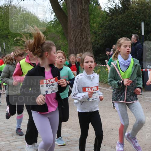 25.04.2026 - Das Zehntel Zöllner http://msf.ph/oto/9595379 25.04.2026 10:42:09 Laufen 8038, 34, 7316 meine-sportfotos.de