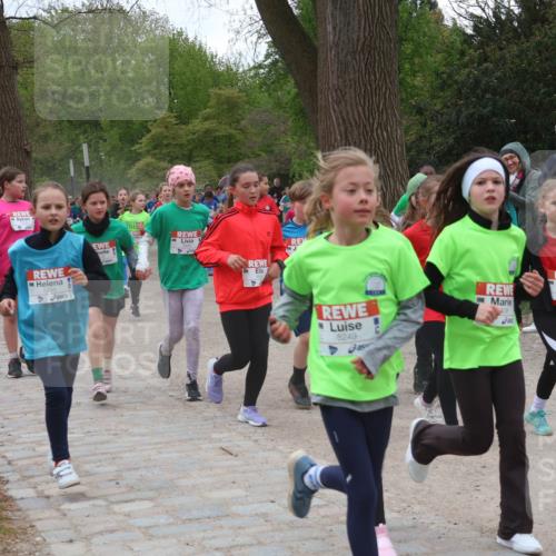 25.04.2026 - Das Zehntel Zöllner http://msf.ph/oto/9595389 25.04.2026 10:42:11 Laufen 5755, 4, 5249, 6134 meine-sportfotos.de