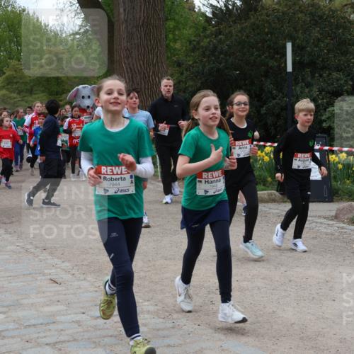 25.04.2026 - Das Zehntel Zöllner http://msf.ph/oto/9595430 25.04.2026 10:42:21 Laufen 7944, 7948 meine-sportfotos.de