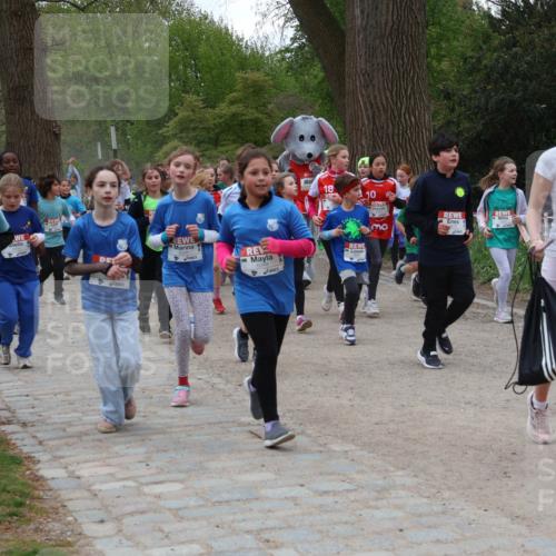 25.04.2026 - Das Zehntel Zöllner http://msf.ph/oto/9595438 25.04.2026 10:42:23 Laufen 18, 10 meine-sportfotos.de