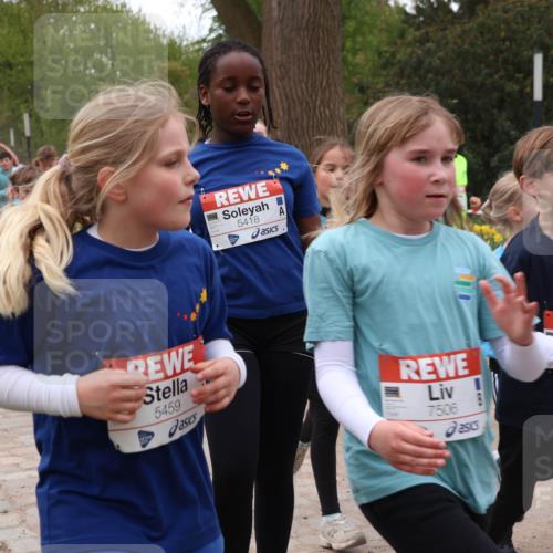25.04.2026 - Das Zehntel Zöllner http://msf.ph/oto/9595463 25.04.2026 10:42:28 Laufen 5418, 5459, 20, 6876, 10, 7506 meine-sportfotos.de