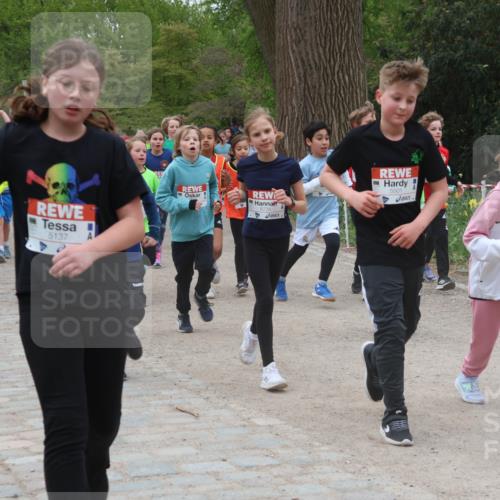 25.04.2026 - Das Zehntel Zöllner http://msf.ph/oto/9595474 25.04.2026 10:42:31 Laufen 5137, 5501 meine-sportfotos.de