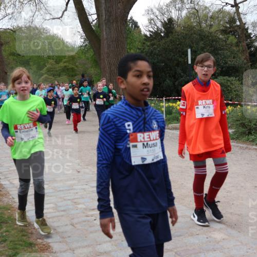 25.04.2026 - Das Zehntel Zöllner http://msf.ph/oto/9595554 25.04.2026 10:42:48 Laufen 5302, 9, 5156 meine-sportfotos.de