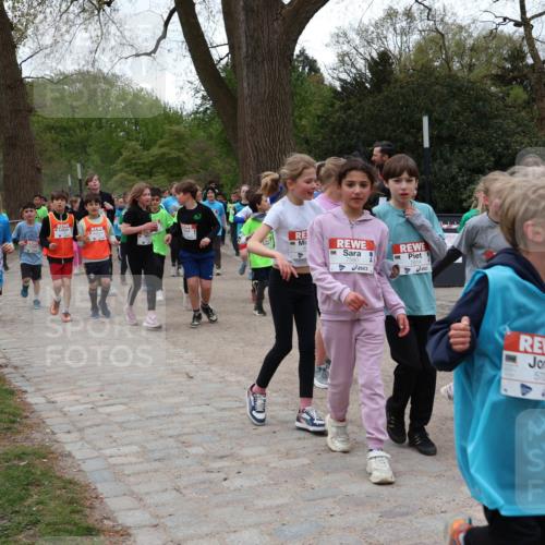25.04.2026 - Das Zehntel Zöllner http://msf.ph/oto/9595621 25.04.2026 10:42:59 Laufen 7614, 20, 5725 meine-sportfotos.de