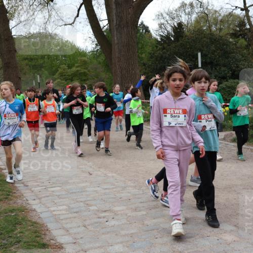 25.04.2026 - Das Zehntel Zöllner http://msf.ph/oto/9595622 25.04.2026 10:42:59 Laufen 7580, 7614, 250 meine-sportfotos.de