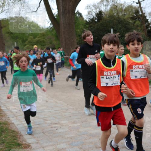 25.04.2026 - Das Zehntel Zöllner http://msf.ph/oto/9595641 25.04.2026 10:43:03 Laufen 7839, 7386, 7390 meine-sportfotos.de