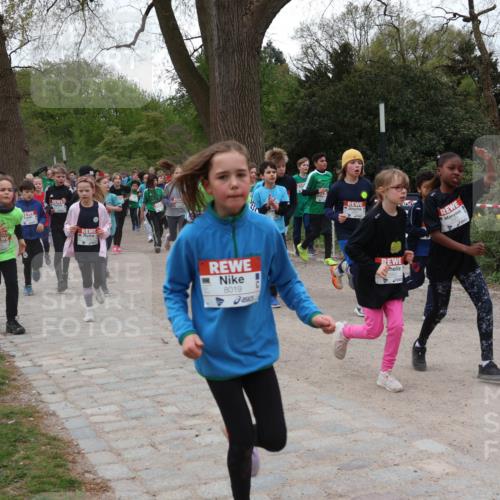 25.04.2026 - Das Zehntel Zöllner http://msf.ph/oto/9595651 25.04.2026 10:43:05 Laufen 8019 meine-sportfotos.de