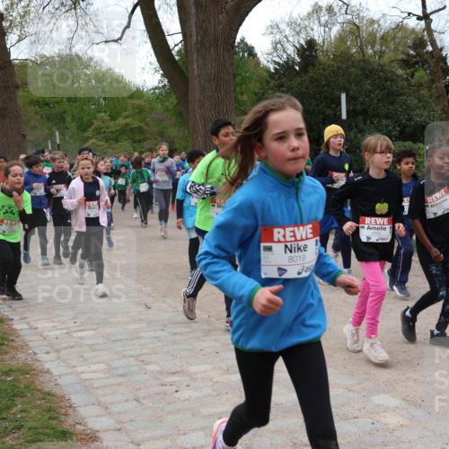 25.04.2026 - Das Zehntel Zöllner http://msf.ph/oto/9595653 25.04.2026 10:43:05 Laufen 8019, 7001 meine-sportfotos.de