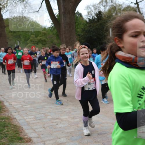 25.04.2026 - Das Zehntel Zöllner http://msf.ph/oto/9595660 25.04.2026 10:43:07 Laufen 5668 meine-sportfotos.de