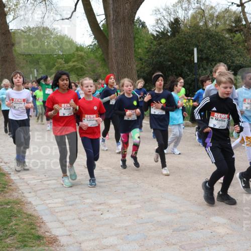 25.04.2026 - Das Zehntel Zöllner http://msf.ph/oto/9595668 25.04.2026 10:43:08 Laufen 6105, 6681 meine-sportfotos.de