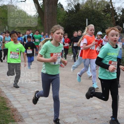 25.04.2026 - Das Zehntel Zöllner http://msf.ph/oto/9595778 25.04.2026 10:43:32 Laufen 821 meine-sportfotos.de