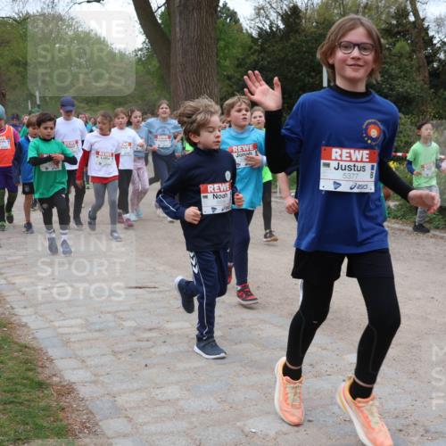 25.04.2026 - Das Zehntel Zöllner http://msf.ph/oto/9595832 25.04.2026 10:43:40 Laufen 5377 meine-sportfotos.de