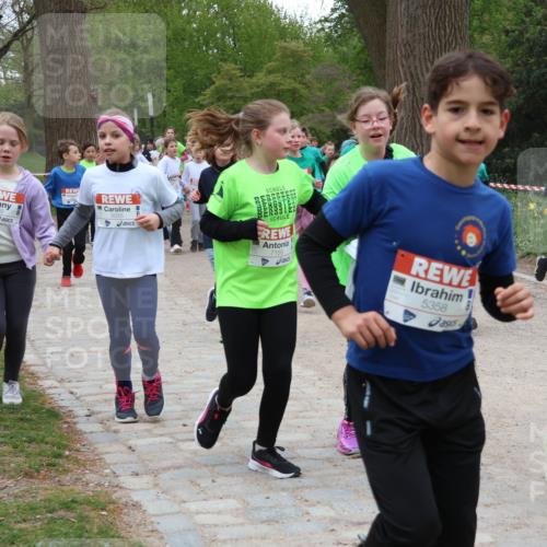 25.04.2026 - Das Zehntel Zöllner http://msf.ph/oto/9595958 25.04.2026 10:44:05 Laufen 5055, 7155, 5358, 5581 meine-sportfotos.de