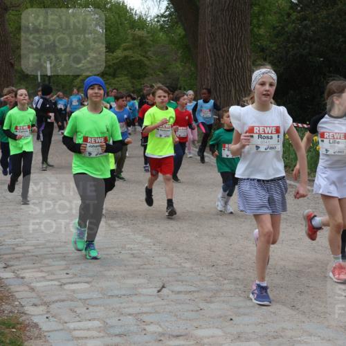 25.04.2026 - Das Zehntel Zöllner http://msf.ph/oto/9596000 25.04.2026 10:44:13 Laufen 7108, 6541, 6536, 6546, 1 meine-sportfotos.de