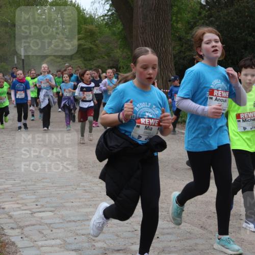 25.04.2026 - Das Zehntel Zöllner http://msf.ph/oto/9596071 25.04.2026 10:44:28 Laufen 6949, 6027, 7232 meine-sportfotos.de