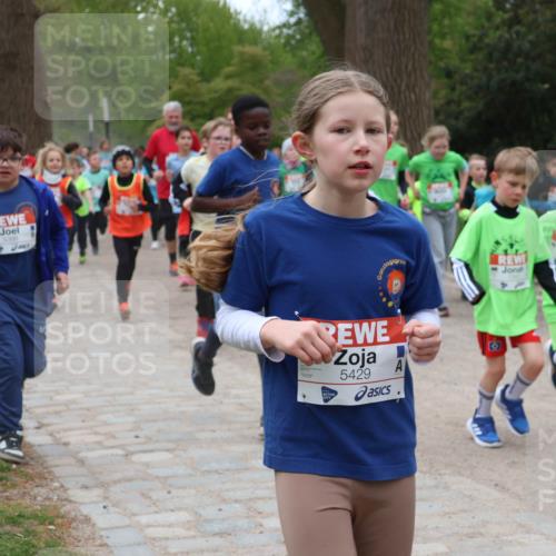 25.04.2026 - Das Zehntel Zöllner http://msf.ph/oto/9596114 25.04.2026 10:44:35 Laufen 5006, 5429, 5429 meine-sportfotos.de