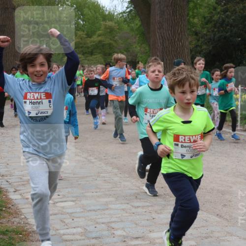 25.04.2026 - Das Zehntel Zöllner http://msf.ph/oto/9596139 25.04.2026 10:44:40 Laufen 6397, 6005 meine-sportfotos.de