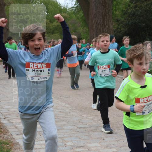 25.04.2026 - Das Zehntel Zöllner http://msf.ph/oto/9596140 25.04.2026 10:44:40 Laufen 6397, 6033, 6005 meine-sportfotos.de