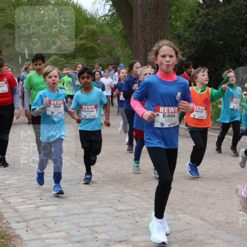25.04.2026 - Das Zehntel Zöllner http://msf.ph/oto/9596161 25.04.2026 10:44:43 Laufen 6110, 6824, 6304, 6648 meine-sportfotos.de
