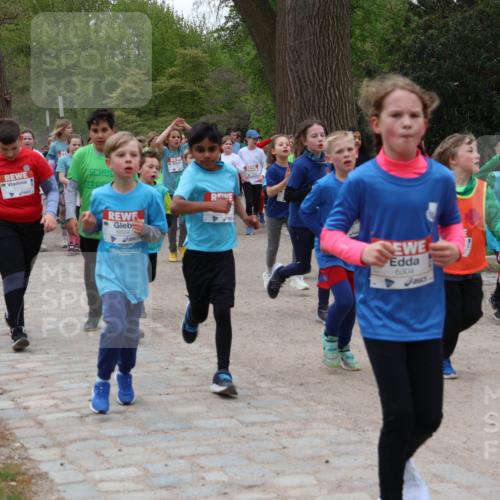 25.04.2026 - Das Zehntel Zöllner http://msf.ph/oto/9596162 25.04.2026 10:44:44 Laufen 6824, 6304 meine-sportfotos.de