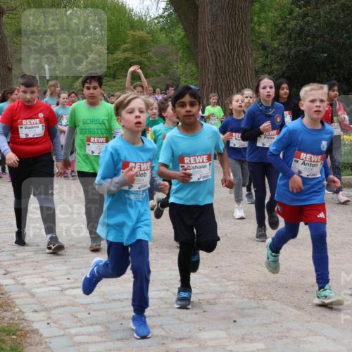 25.04.2026 - Das Zehntel Zöllner http://msf.ph/oto/9596165 25.04.2026 10:44:44 Laufen 6824, 6825, 6306 meine-sportfotos.de