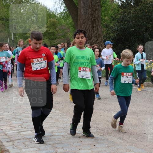 25.04.2026 - Das Zehntel Zöllner http://msf.ph/oto/9596176 25.04.2026 10:44:46 Laufen 6110, 7143, 7844 meine-sportfotos.de