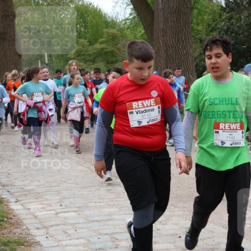 25.04.2026 - Das Zehntel Zöllner http://msf.ph/oto/9596181 25.04.2026 10:44:47 Laufen 6402, 6110, 7143 meine-sportfotos.de
