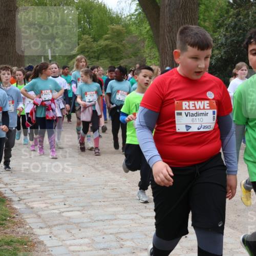25.04.2026 - Das Zehntel Zöllner http://msf.ph/oto/9596185 25.04.2026 10:44:47 Laufen 6402, 0, 6110, 7143 meine-sportfotos.de