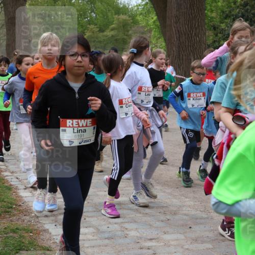 25.04.2026 - Das Zehntel Zöllner http://msf.ph/oto/9596207 25.04.2026 10:44:51 Laufen 6191, 5170, 5171, 711 meine-sportfotos.de