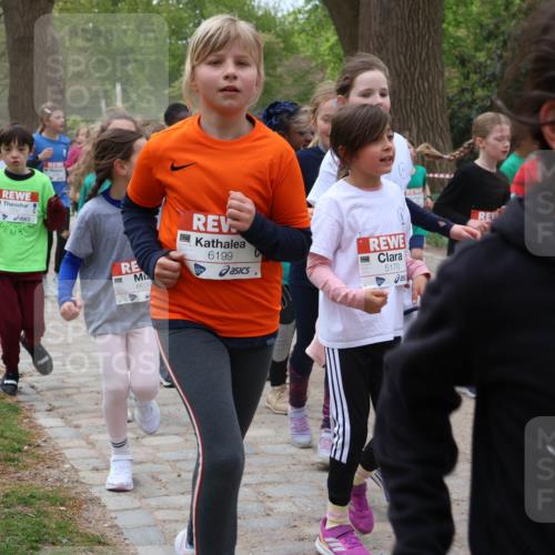 25.04.2026 - Das Zehntel Zöllner http://msf.ph/oto/9596211 25.04.2026 10:44:52 Laufen 7297, 6639, 6199, 5170 meine-sportfotos.de