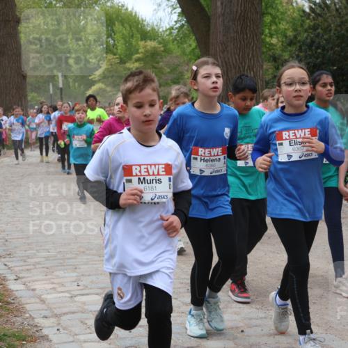25.04.2026 - Das Zehntel Zöllner http://msf.ph/oto/9596227 25.04.2026 10:44:55 Laufen 6181, 6366, 6362, 5899 meine-sportfotos.de
