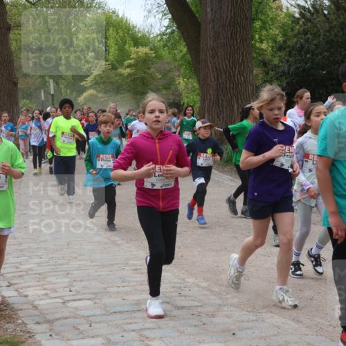25.04.2026 - Das Zehntel Zöllner http://msf.ph/oto/9596235 25.04.2026 10:44:56 Laufen 7045, 6968, 696 meine-sportfotos.de