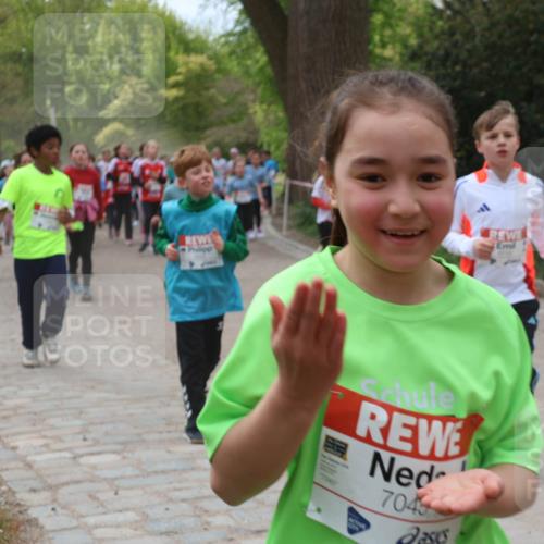 25.04.2026 - Das Zehntel Zöllner http://msf.ph/oto/9596242 25.04.2026 10:44:58 Laufen 7045, 7045 meine-sportfotos.de