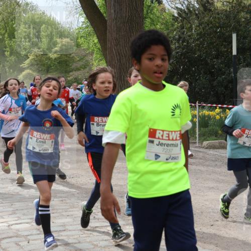 25.04.2026 - Das Zehntel Zöllner http://msf.ph/oto/9596256 25.04.2026 10:45:01 Laufen 5338, 53, 7237, 7554 meine-sportfotos.de