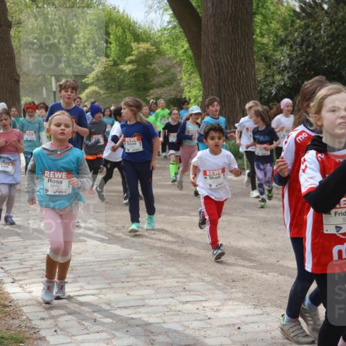25.04.2026 - Das Zehntel Zöllner http://msf.ph/oto/9596269 25.04.2026 10:45:04 Laufen 5679, 5312 meine-sportfotos.de
