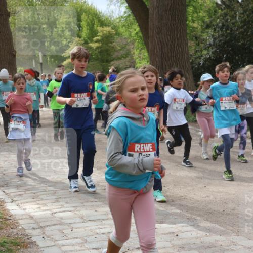 25.04.2026 - Das Zehntel Zöllner http://msf.ph/oto/9596276 25.04.2026 10:45:05 Laufen 5013 meine-sportfotos.de